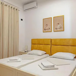 Sunny Apts Apartment Sarandë